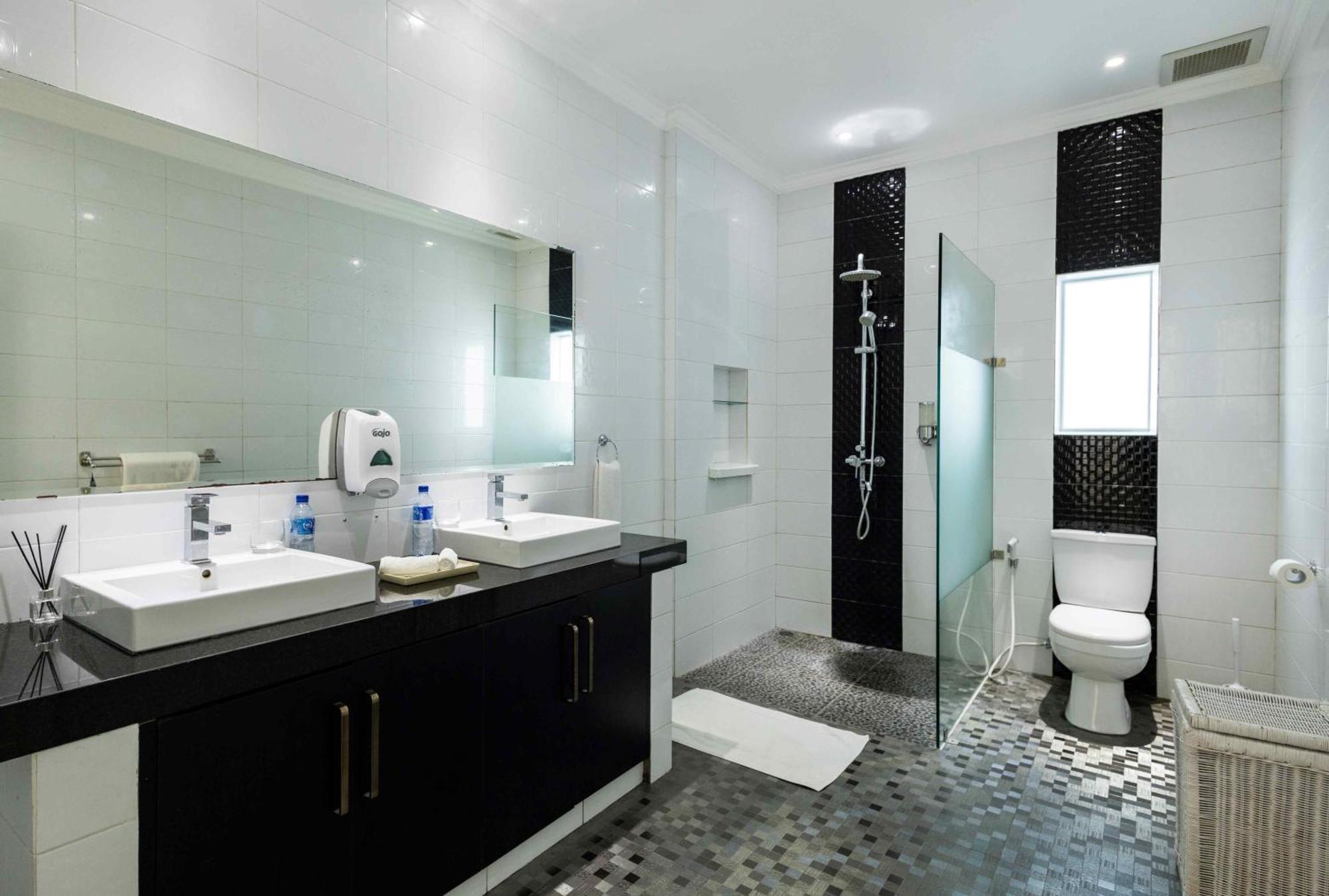 Charming, Villa Sofie - Central Sanur With Refreshing Pool Екстер'єр фото