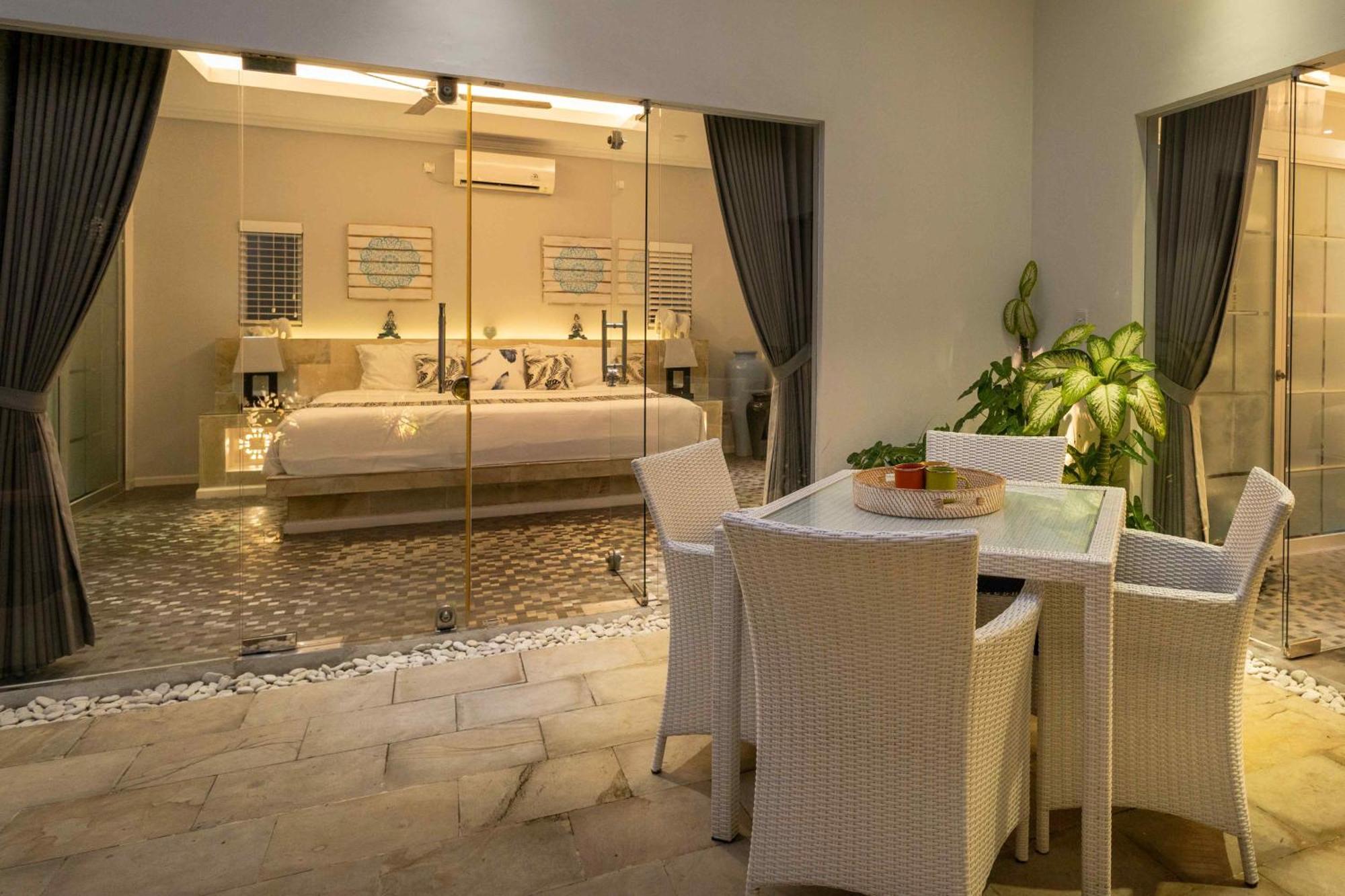 Charming, Villa Sofie - Central Sanur With Refreshing Pool Екстер'єр фото